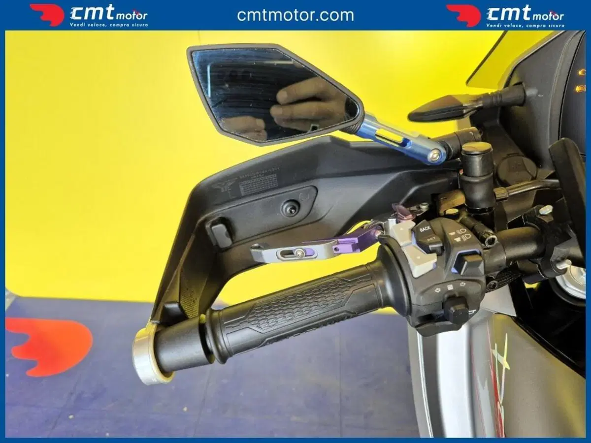 Moto Morini X-Cape 650 (2021 - 26) (12)