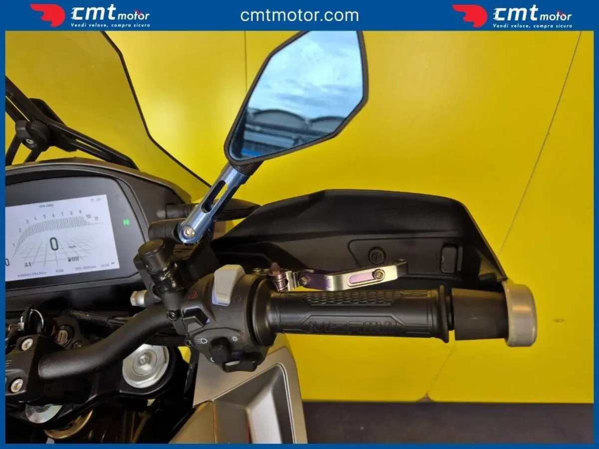 Moto Morini X-Cape 650 (2021 - 26) (13)