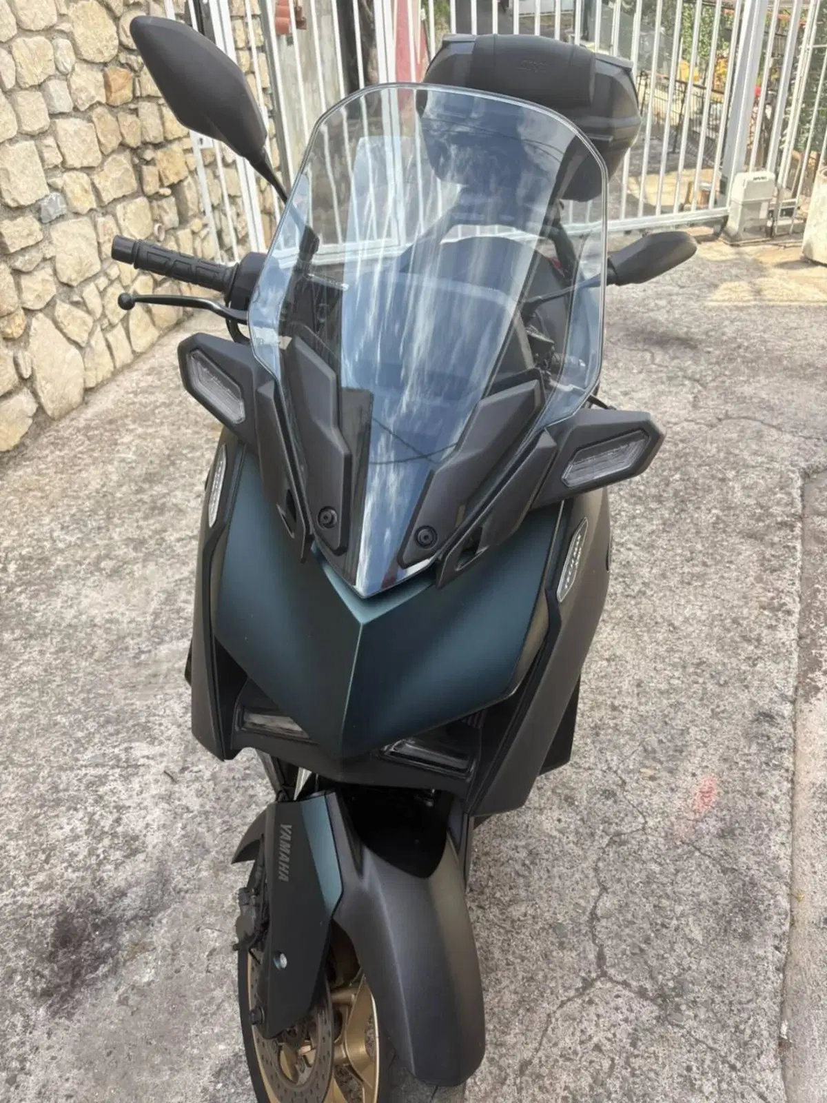 Yamaha X-Max 125 Tech Max (2021 - 24) (4)