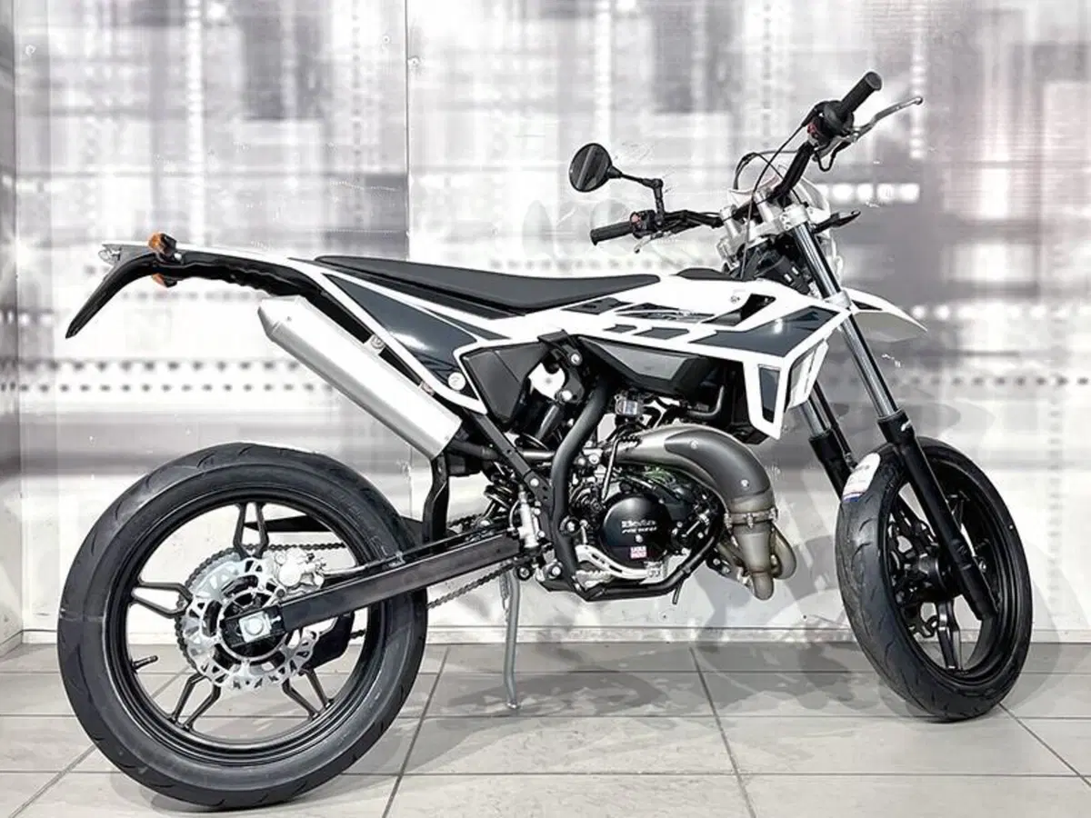Betamotor RR 50 Motard Sport (2021 - 26) (8)