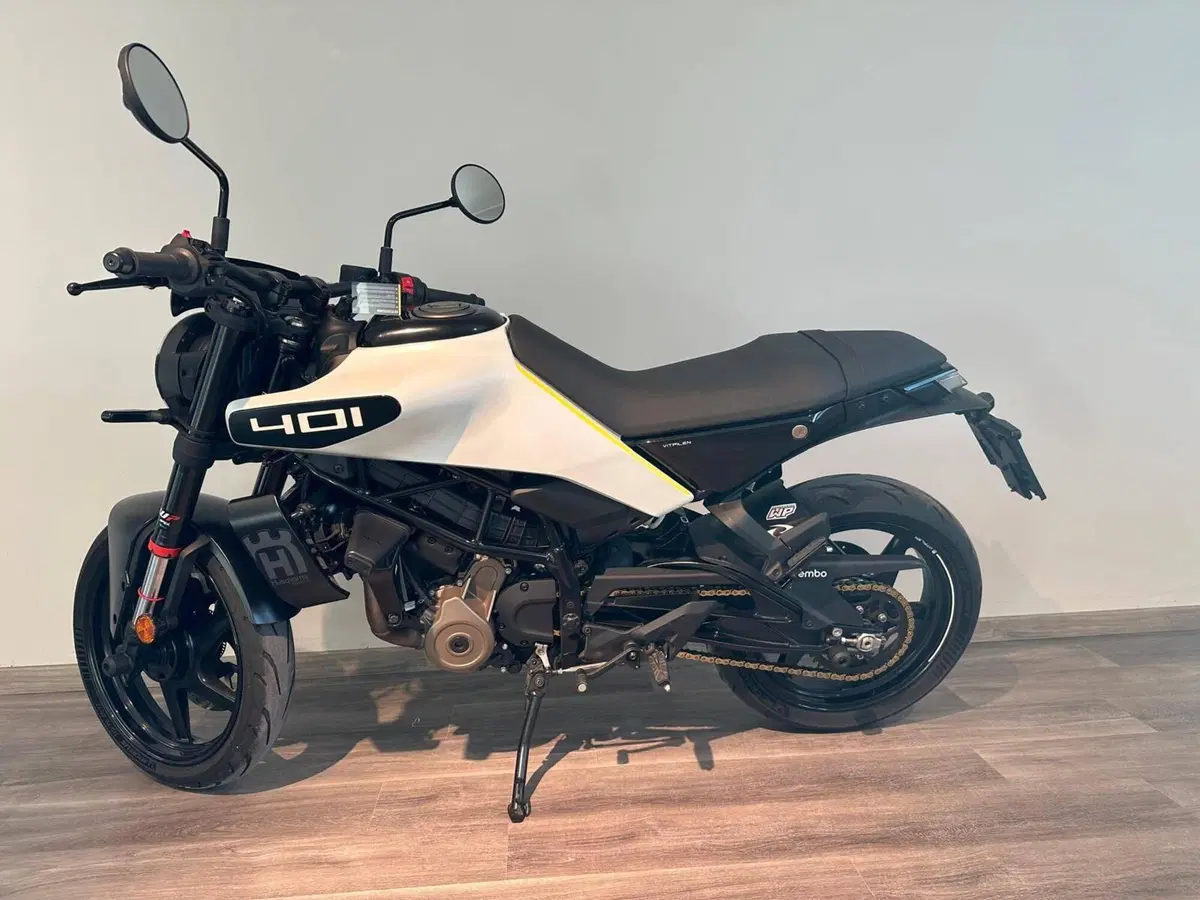 Husqvarna Vitpilen 401 (2024 - 26) (2)