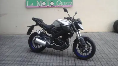Yamaha MT-125 (2014 - 16) usata
