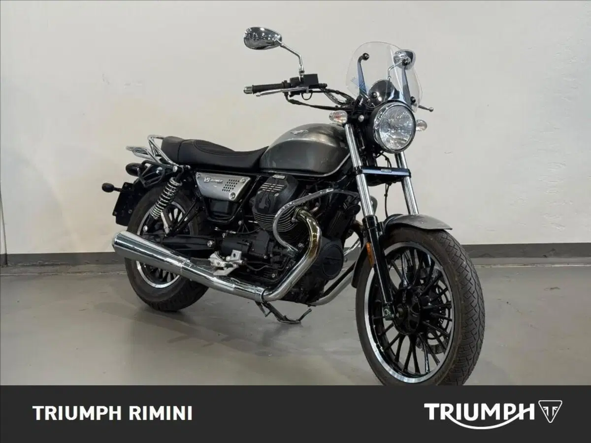 Moto Guzzi V9 Roamer (2021 - 24) (3)