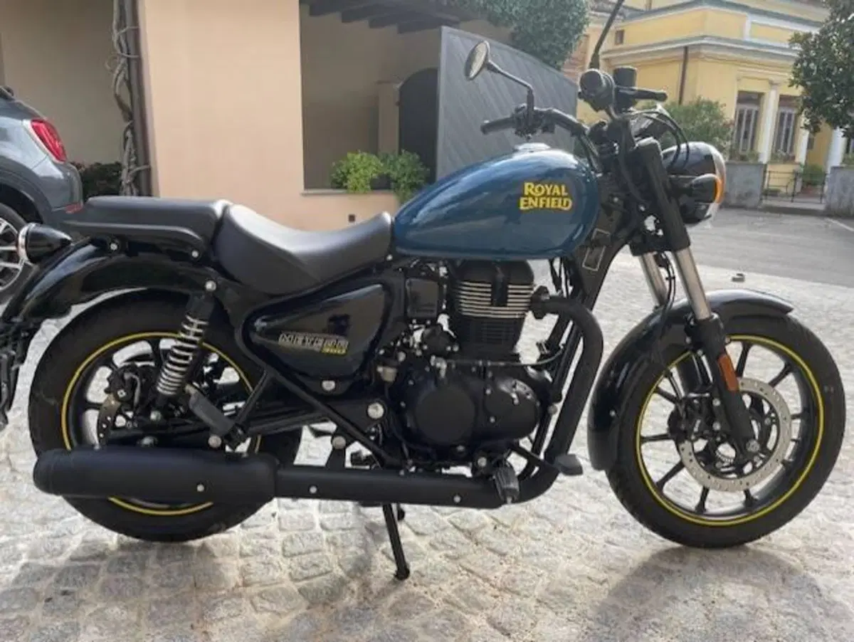 Royal Enfield Meteor 350 (2021 - 26) (2)