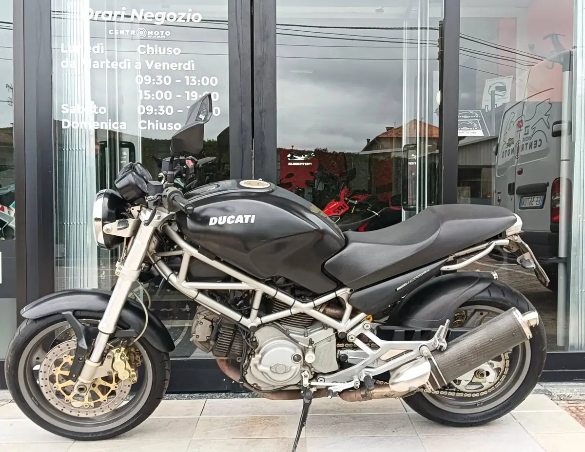 Ducati Monster 620 Dark (2003 - 06) (3)