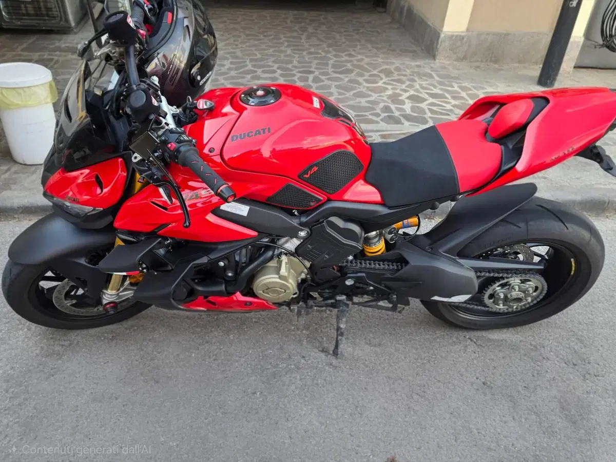 Ducati Streetfighter V4 S (2025 - 26) (3)