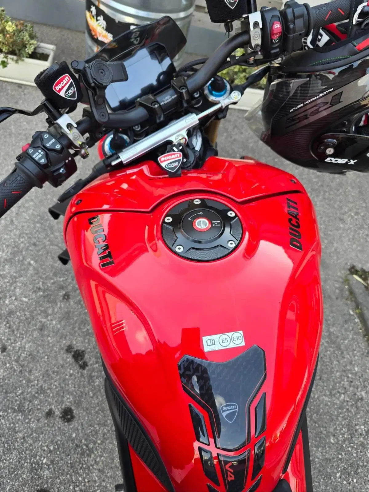 Ducati Streetfighter V4 S (2025 - 26) (4)