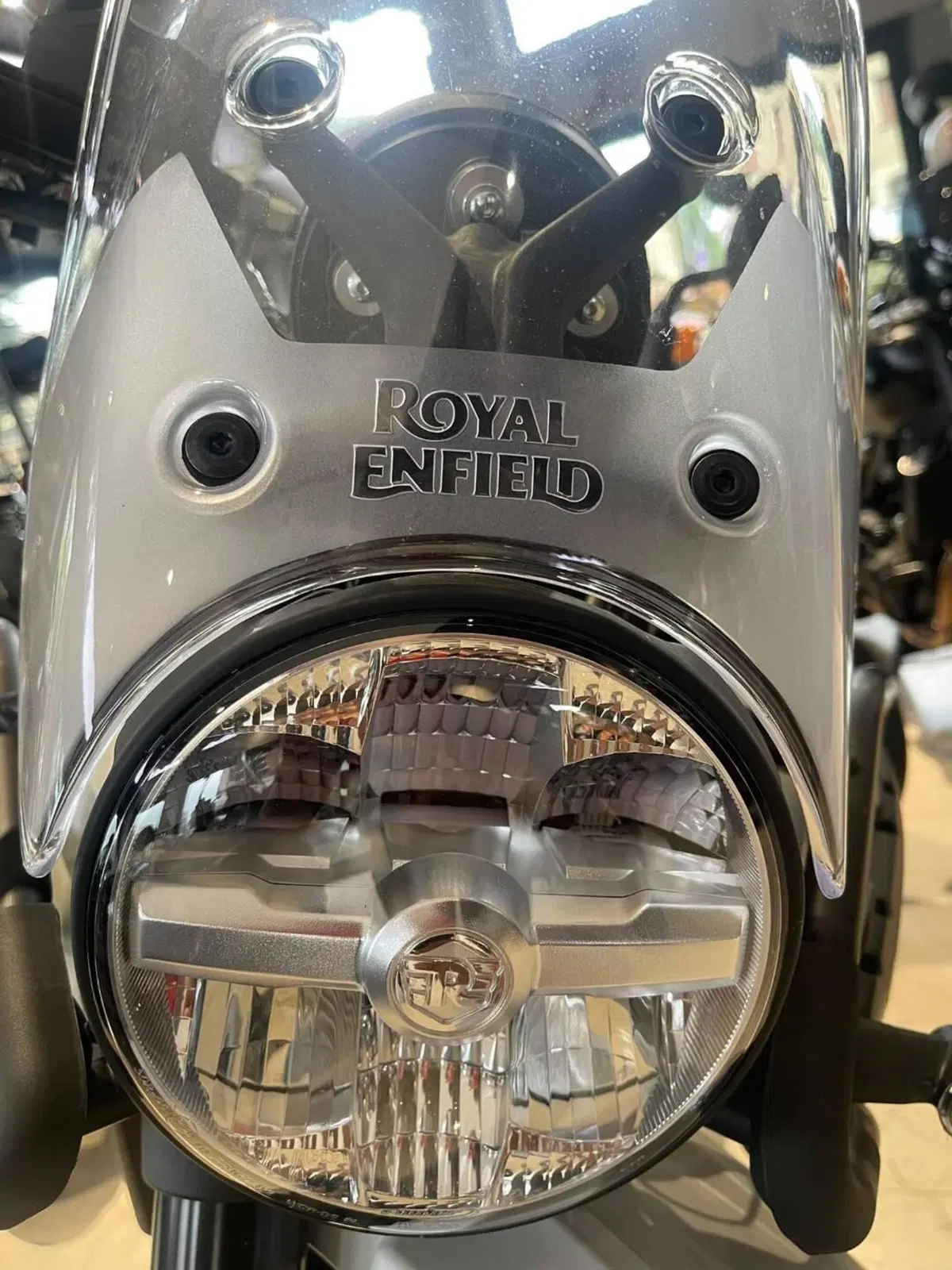 Royal Enfield Himalayan 450 Tubeless (2024 - 26) (3)