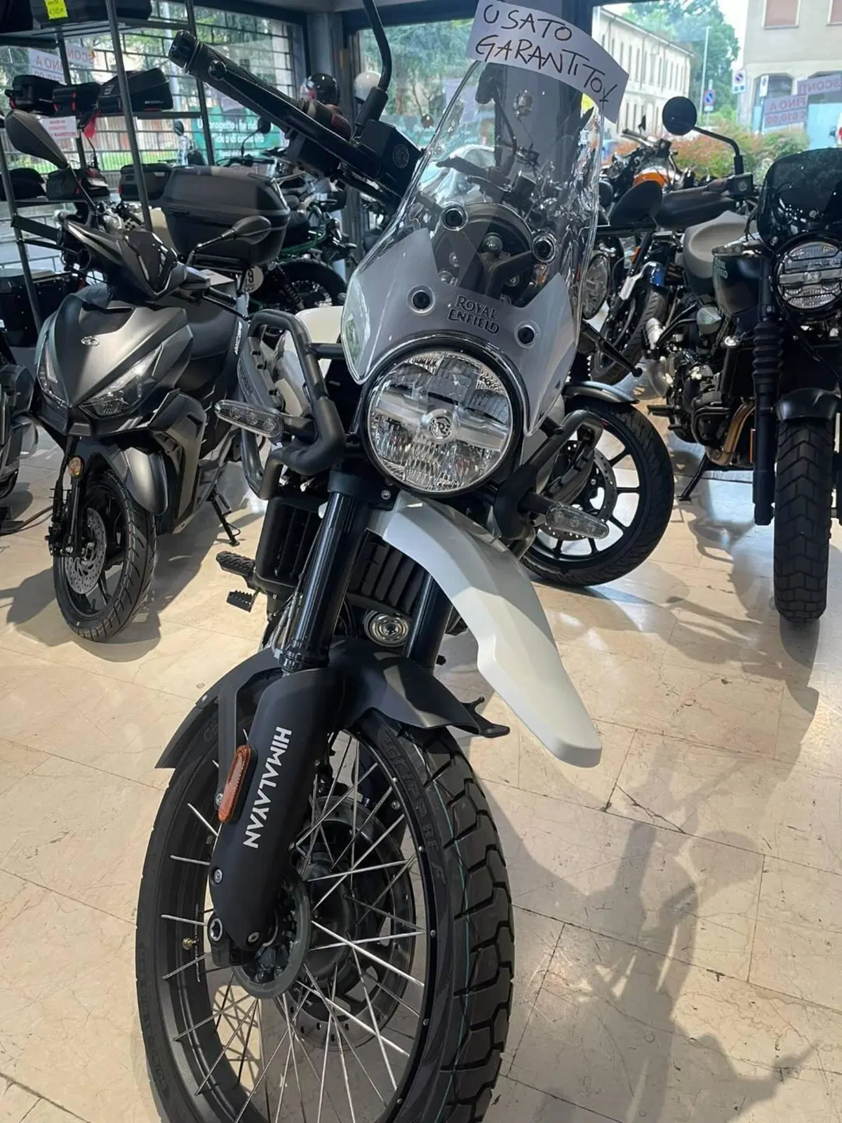 Royal Enfield Himalayan 450 Tubeless (2024 - 26) (4)