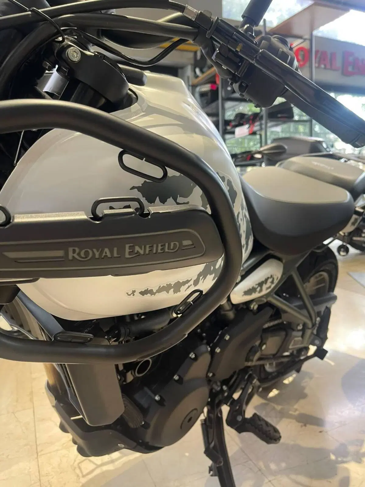 Royal Enfield Himalayan 450 Tubeless (2024 - 26) (5)