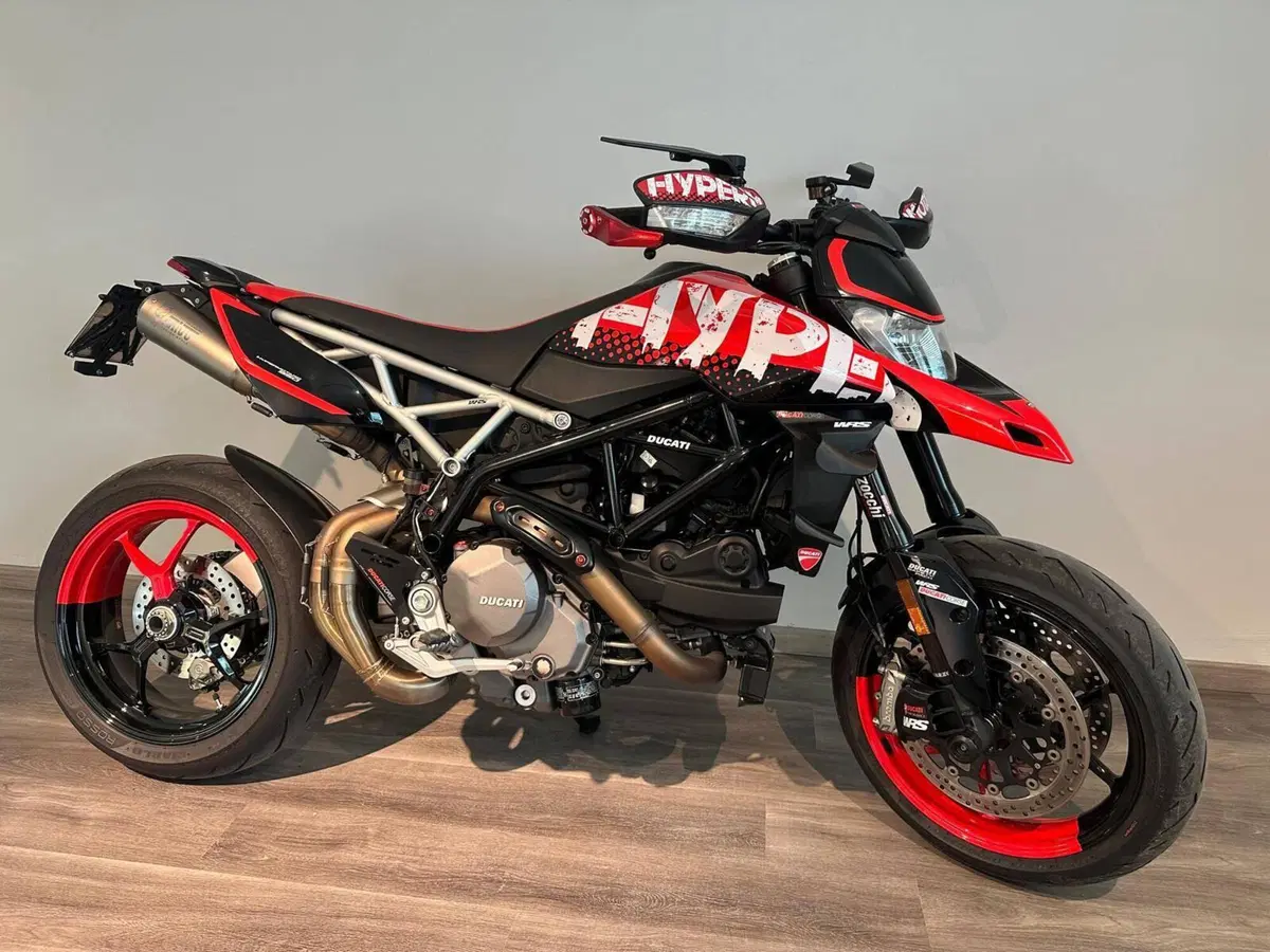 Ducati Hypermotard 950 RVE (2020)