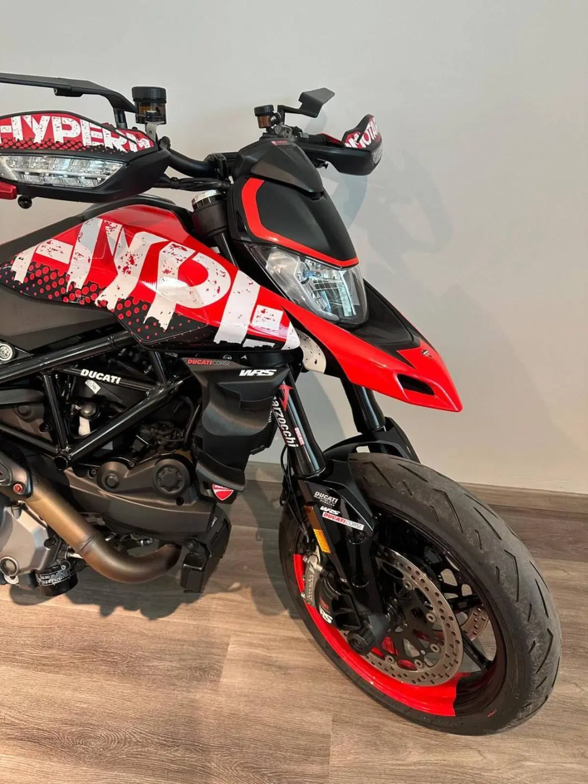 Ducati Hypermotard 950 RVE (2020) (4)