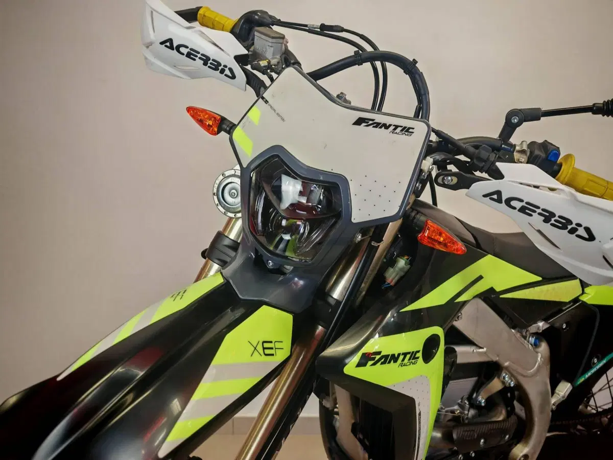 Fantic Motor XEF 450 Black Edition (2024) (2)