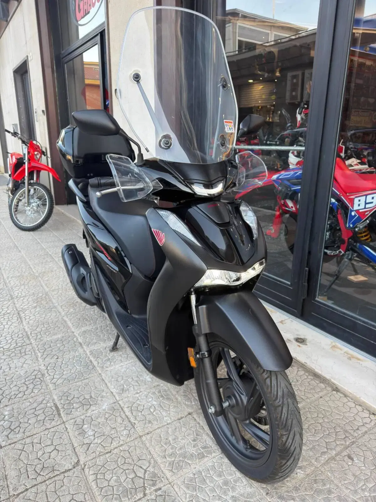 Honda SH 150i Sport (2024 - 25) (5)