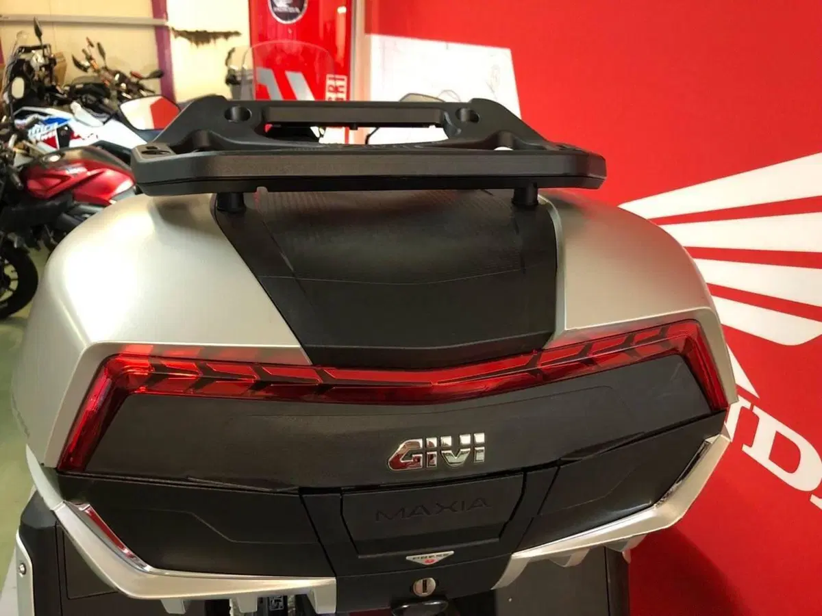 Honda Transalp XL750 Travel Edition (2023 - 24) (5)