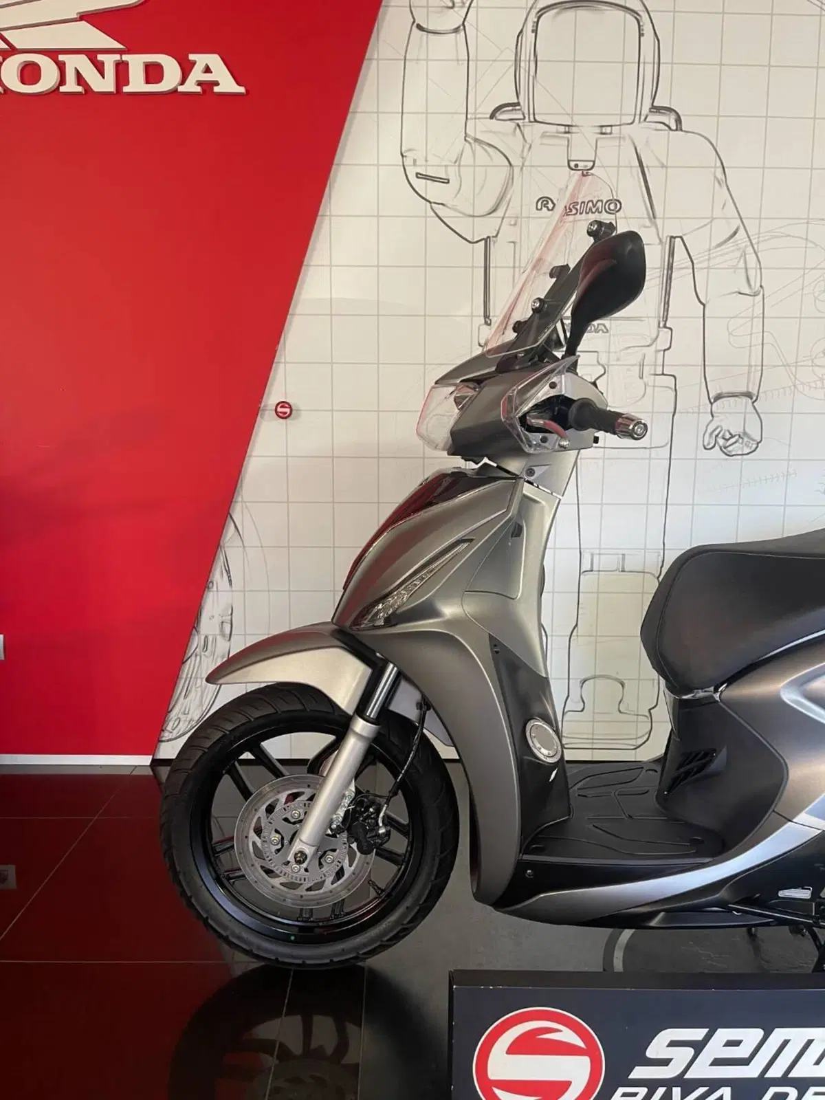Kymco People 200i S (2021 - 26) (6)