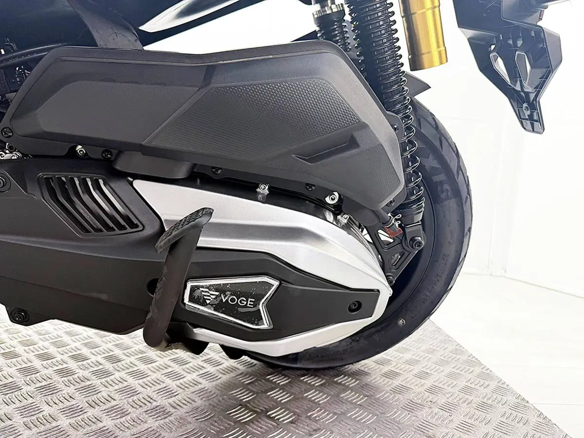 Voge SR450X (2026) (15)
