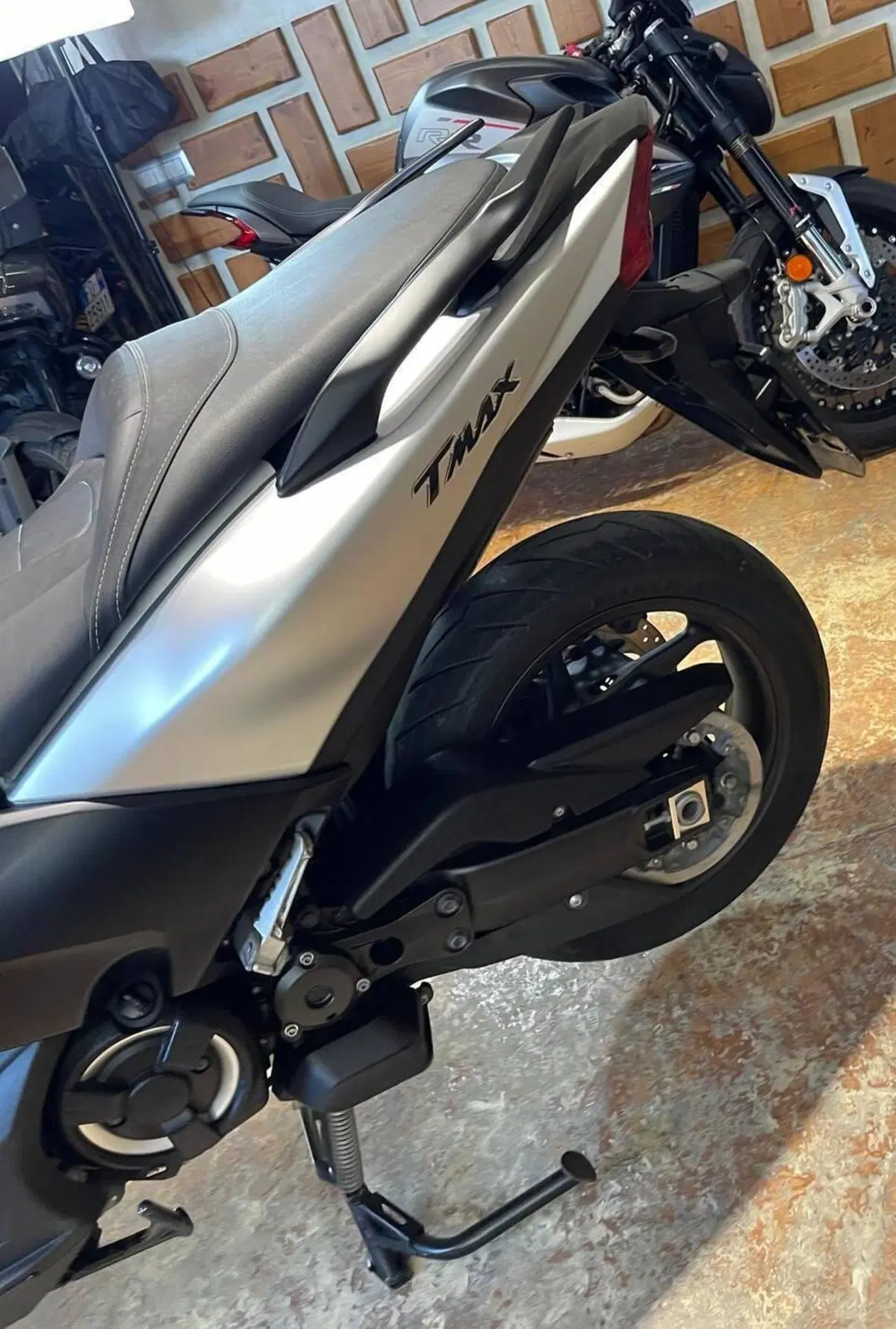 Yamaha T-Max 530 SX (2017 - 19) (14)