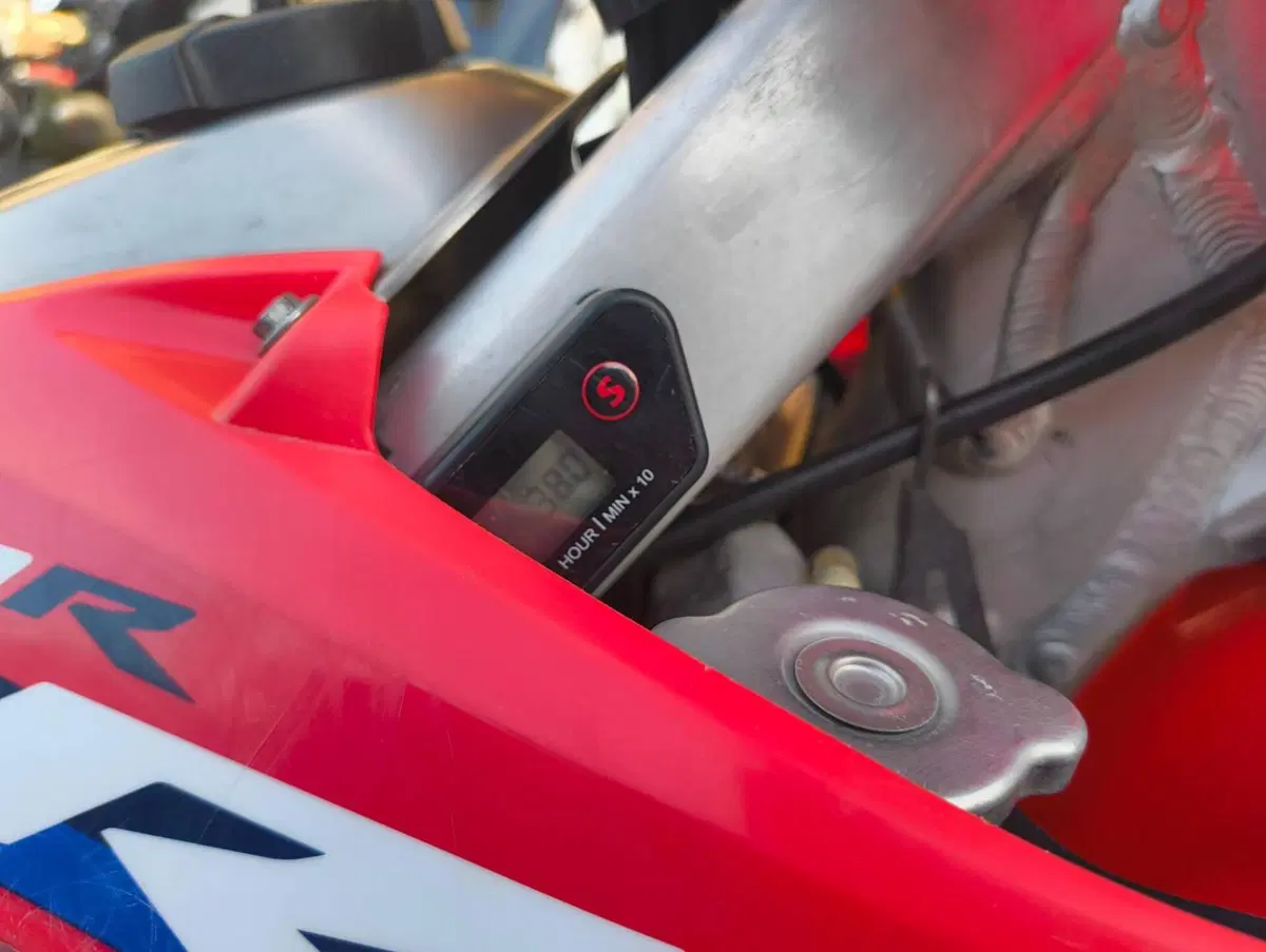 Honda CRF 250R (2023) (7)
