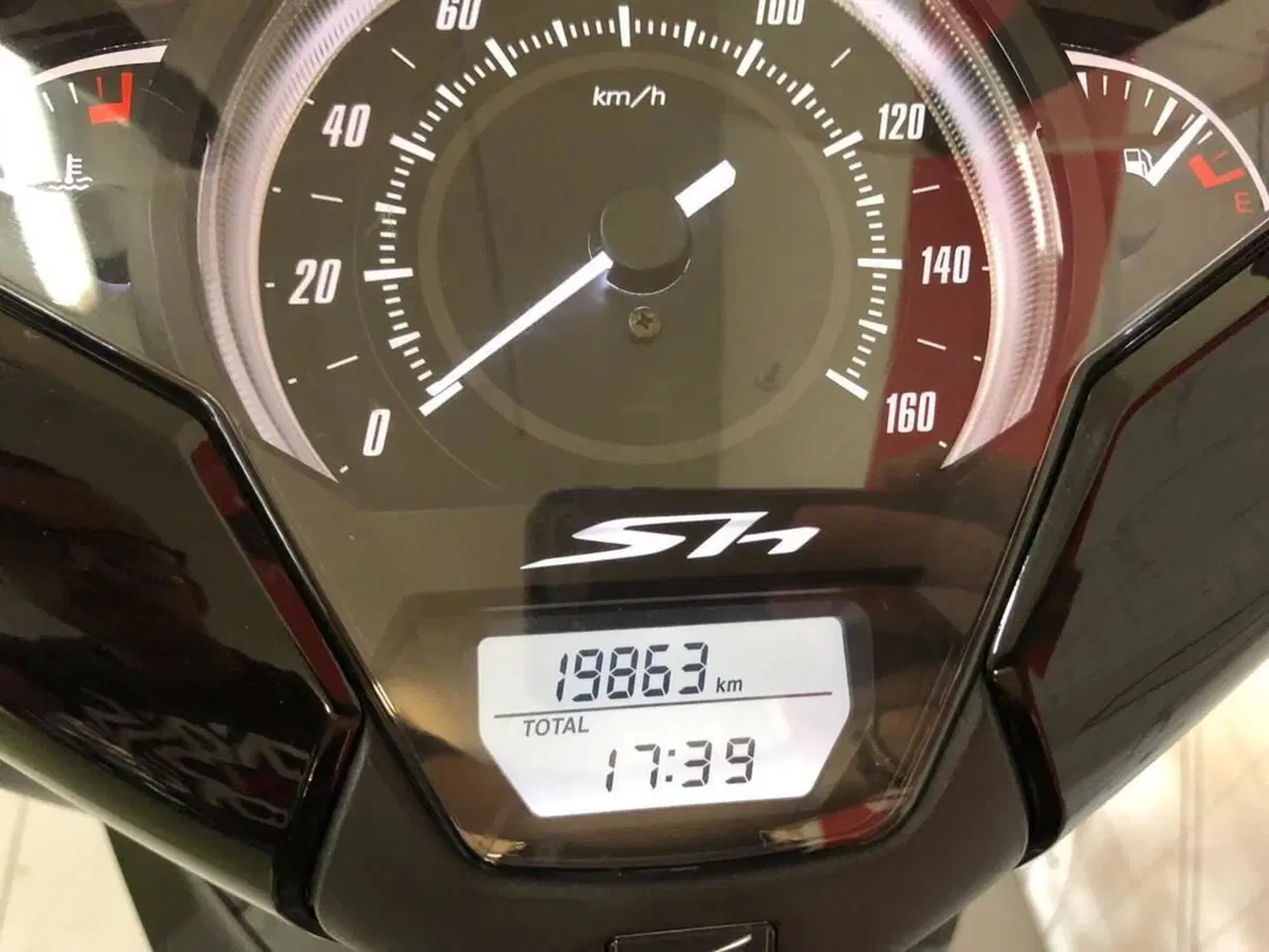 Honda SH 150i (2017 - 19) (6)