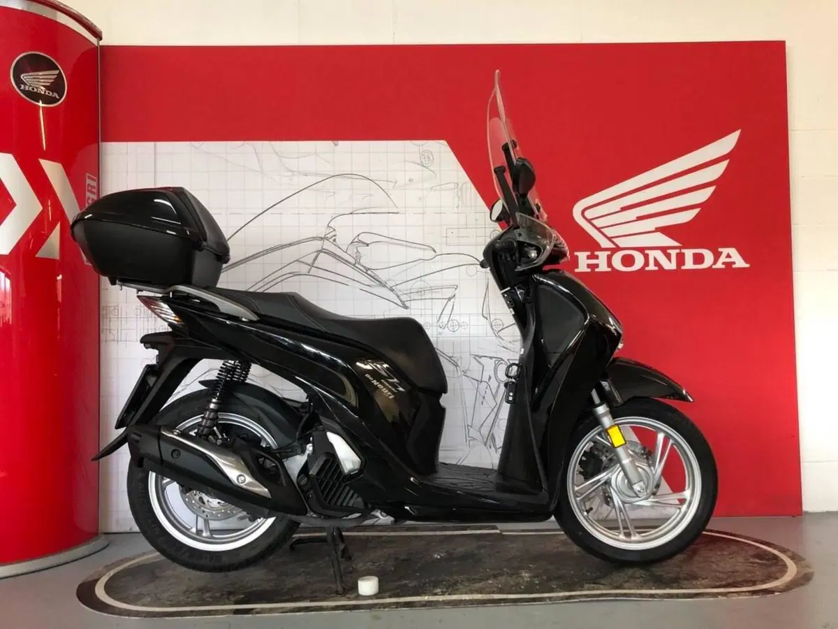 Honda SH 150i (2017 - 19) (3)