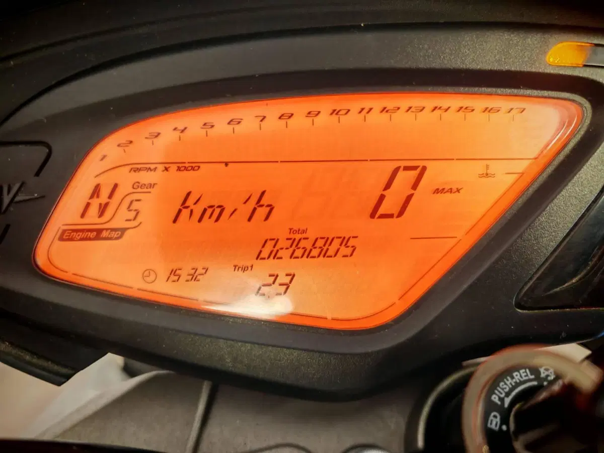 MV Agusta Brutale 800 (2012 - 15) (7)