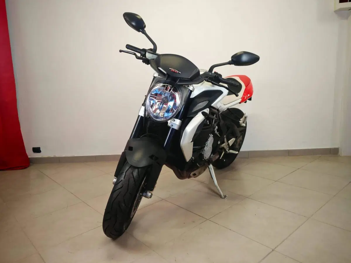 MV Agusta Brutale 800 (2012 - 15)