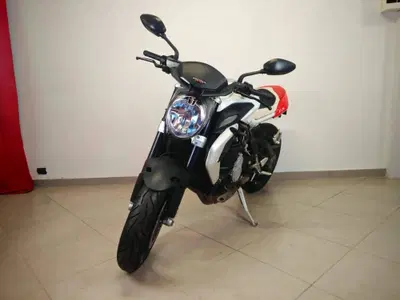 MV Agusta Brutale 800 (2012 - 15) usata