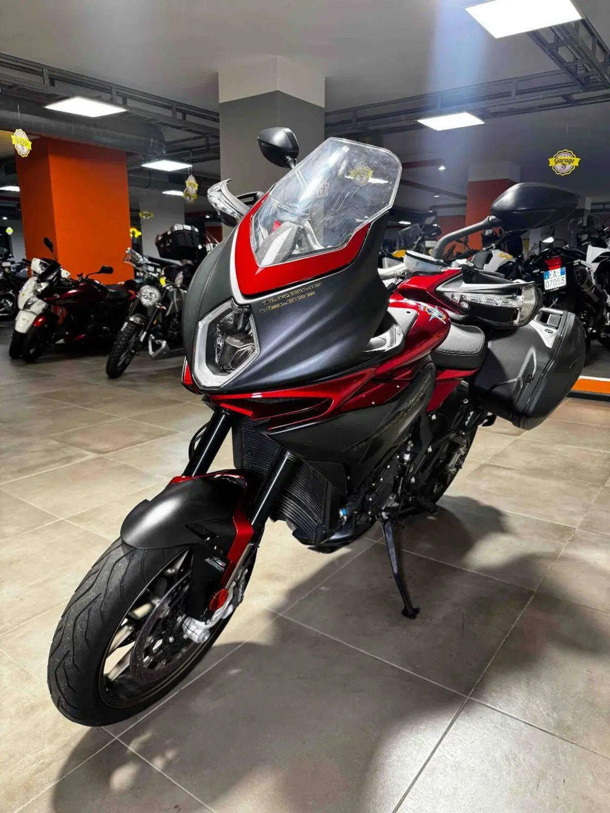 MV Agusta Turismo Veloce 800 Lusso SCS (2018 - 19) (3)
