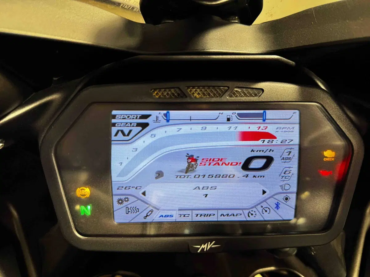 MV Agusta Turismo Veloce 800 Lusso SCS (2018 - 19) (5)