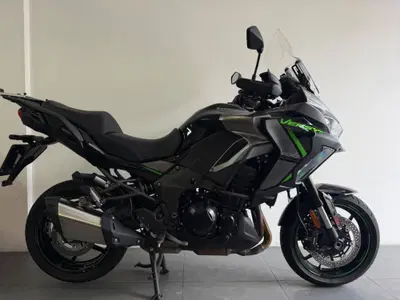 Kawasaki Versys 1100 S Tourer (2026) usata