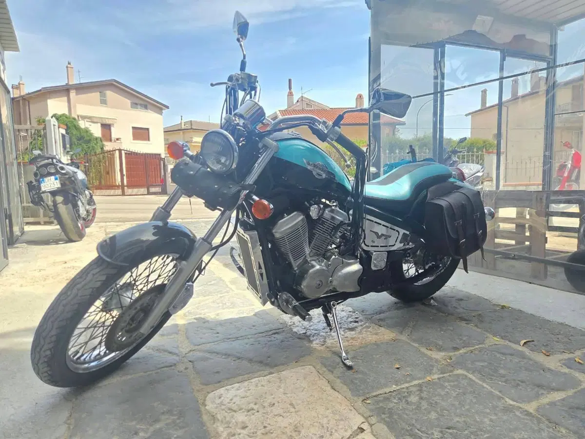 Honda VT 600 C Shadow (1989 - 98) (3)