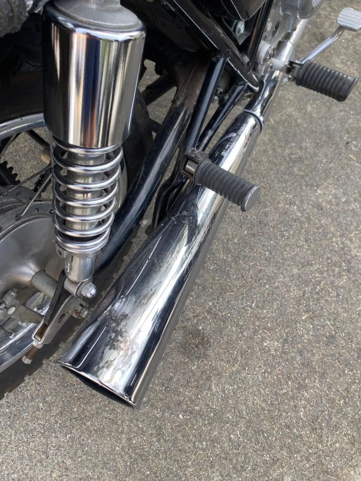 Suzuki GN 250 (2)