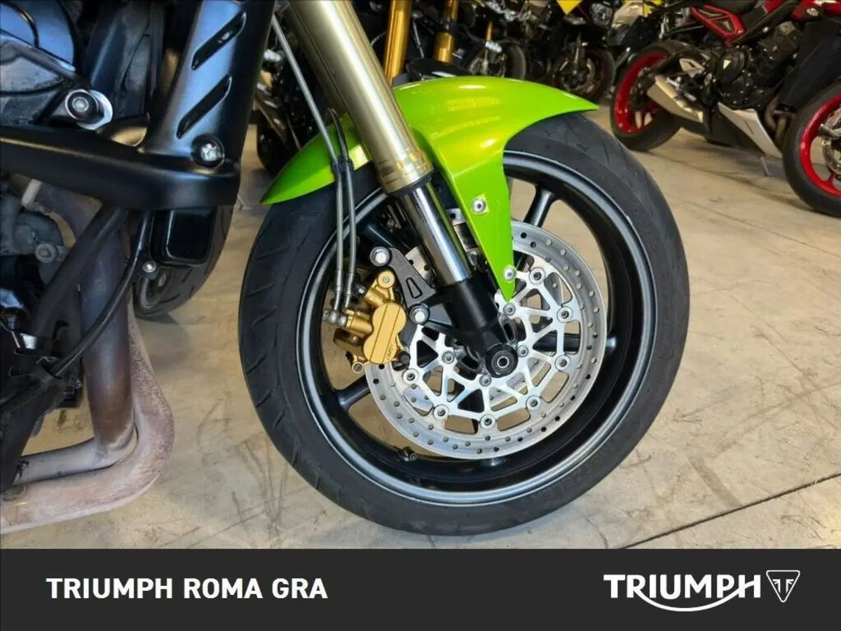 Triumph Street Triple (2007 - 12) (7)