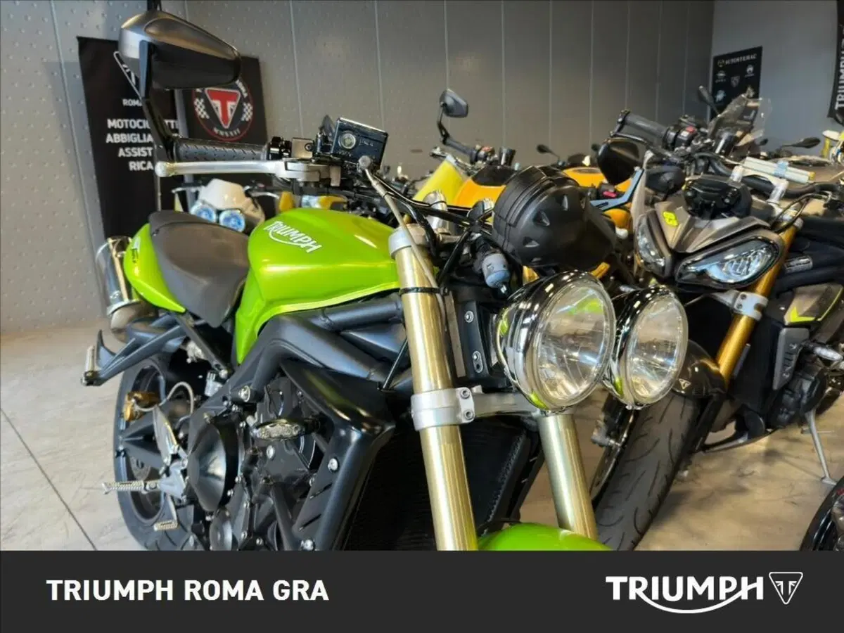 Triumph Street Triple (2007 - 12) (11)