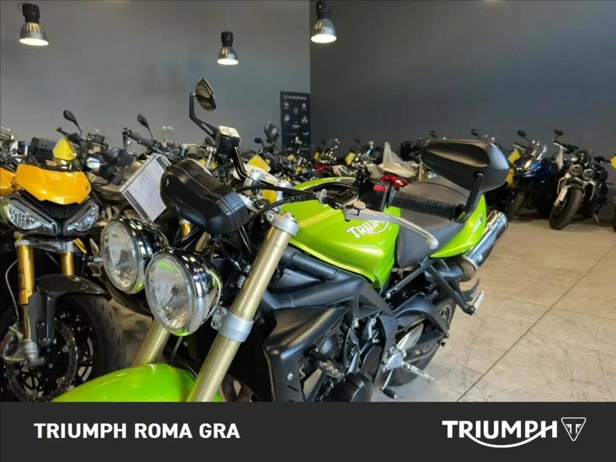 Triumph Street Triple (2007 - 12) (12)