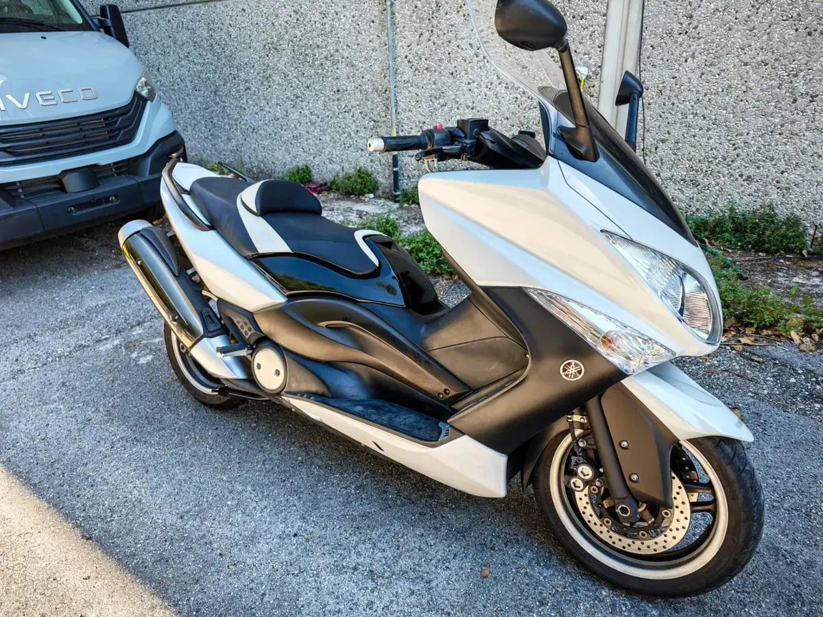 Yamaha T-Max 500 White Max (2010 - 11) (6)