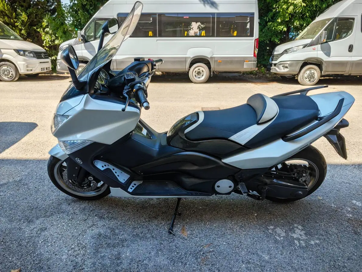 Yamaha T-Max 500 White Max (2010 - 11) (8)