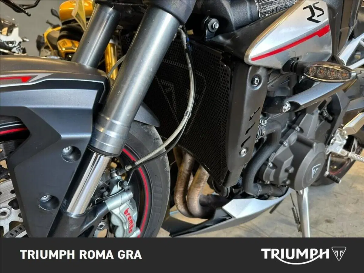 Triumph Street Triple RS (2017 - 19) (14)