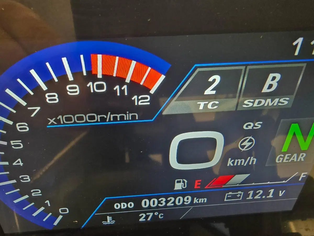 Suzuki GSX-8S (2023 - 24) (5)