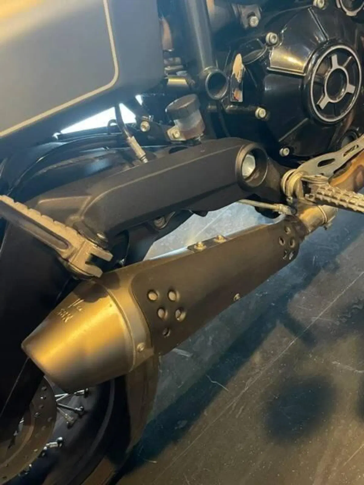 Ducati Scrambler 800 Night Shift (2021 - 22) (9)