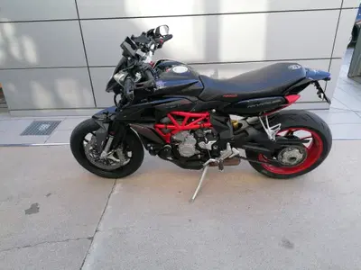 MV Agusta Rivale 800 EAS ABS (2013 - 17) usata
