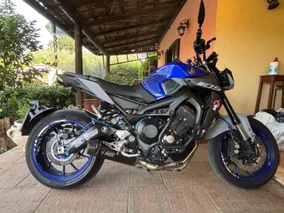 Yamaha MT-09 (2017 - 20) usata