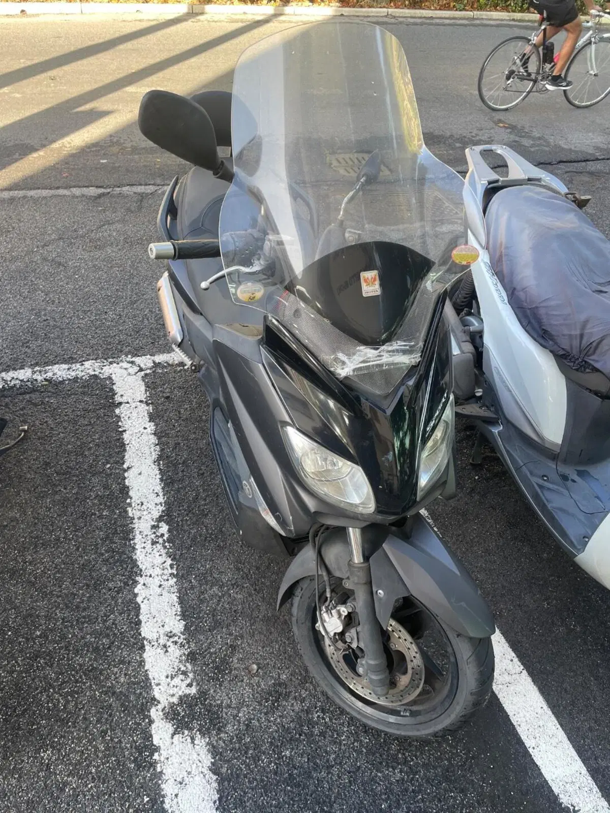 Yamaha X-Max 250 Sport (2011 - 13) (3)
