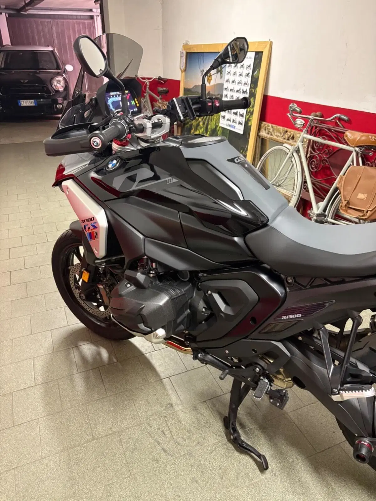 Bmw R 1300 GS Triple Black (2023 - 26) (4)