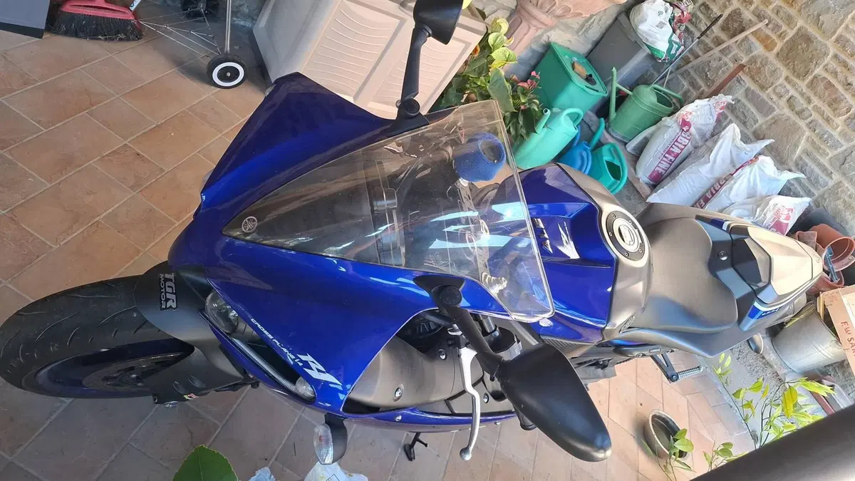 Yamaha YZF R1 (2012 - 14) (3)