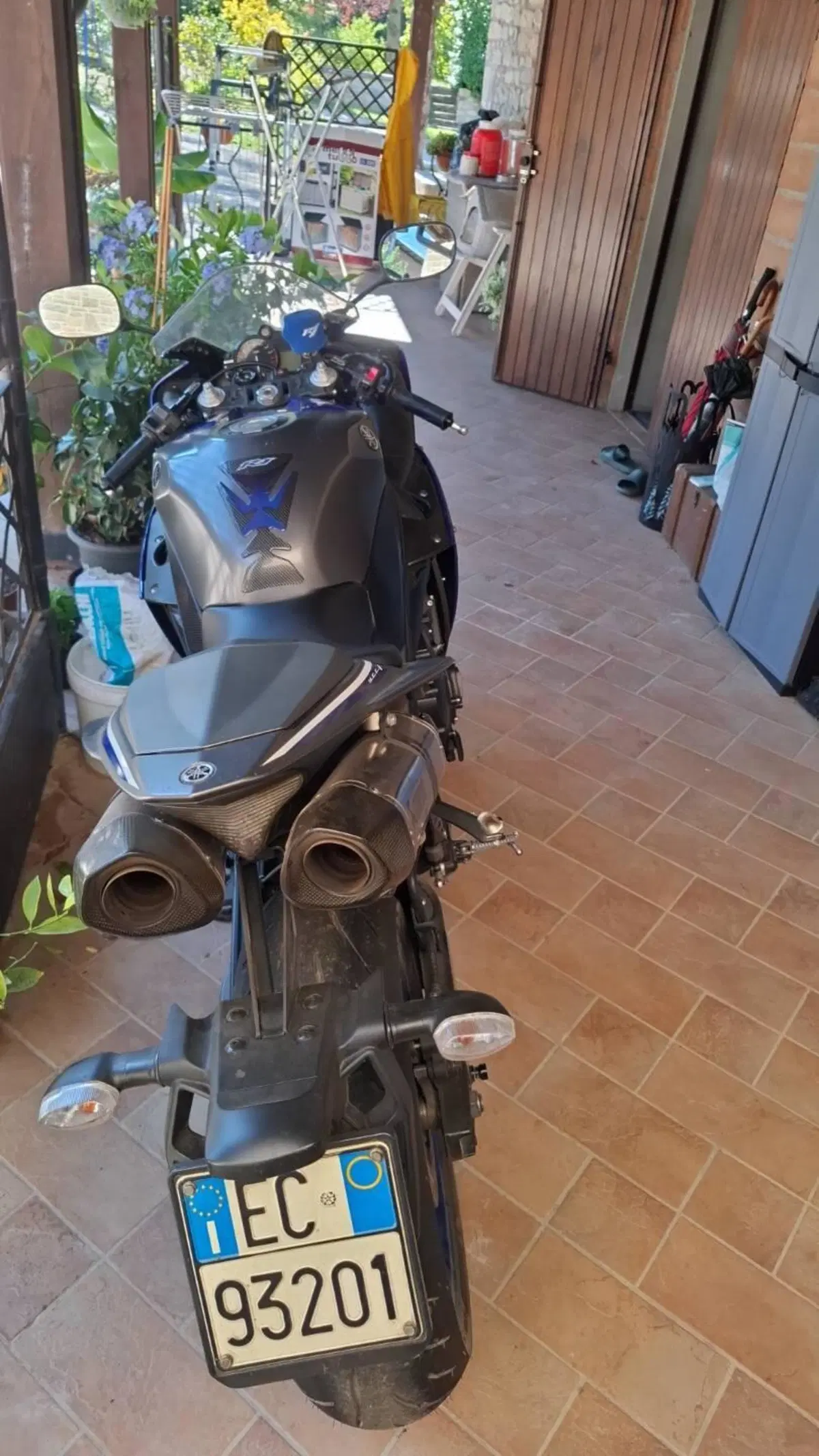 Yamaha YZF R1 (2012 - 14) (5)