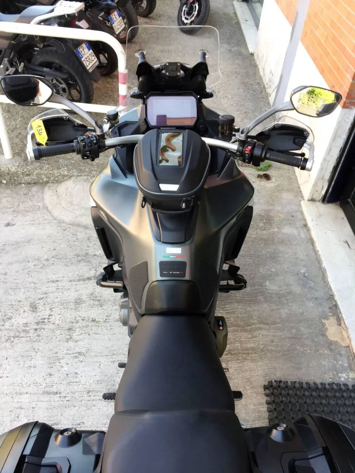 Ducati Multistrada V4 S (2021 - 24) (9)