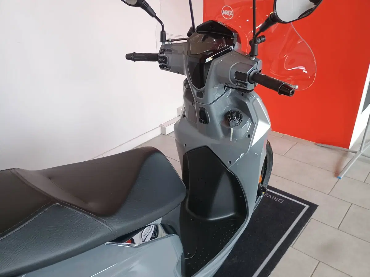 Sym Symphony 125 ST (2025 - 26) (13)