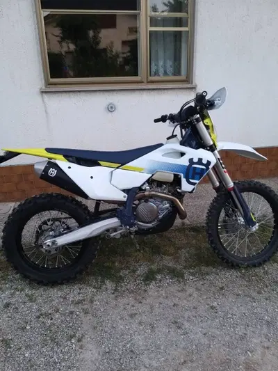 Husqvarna FE 450 (2024) usata